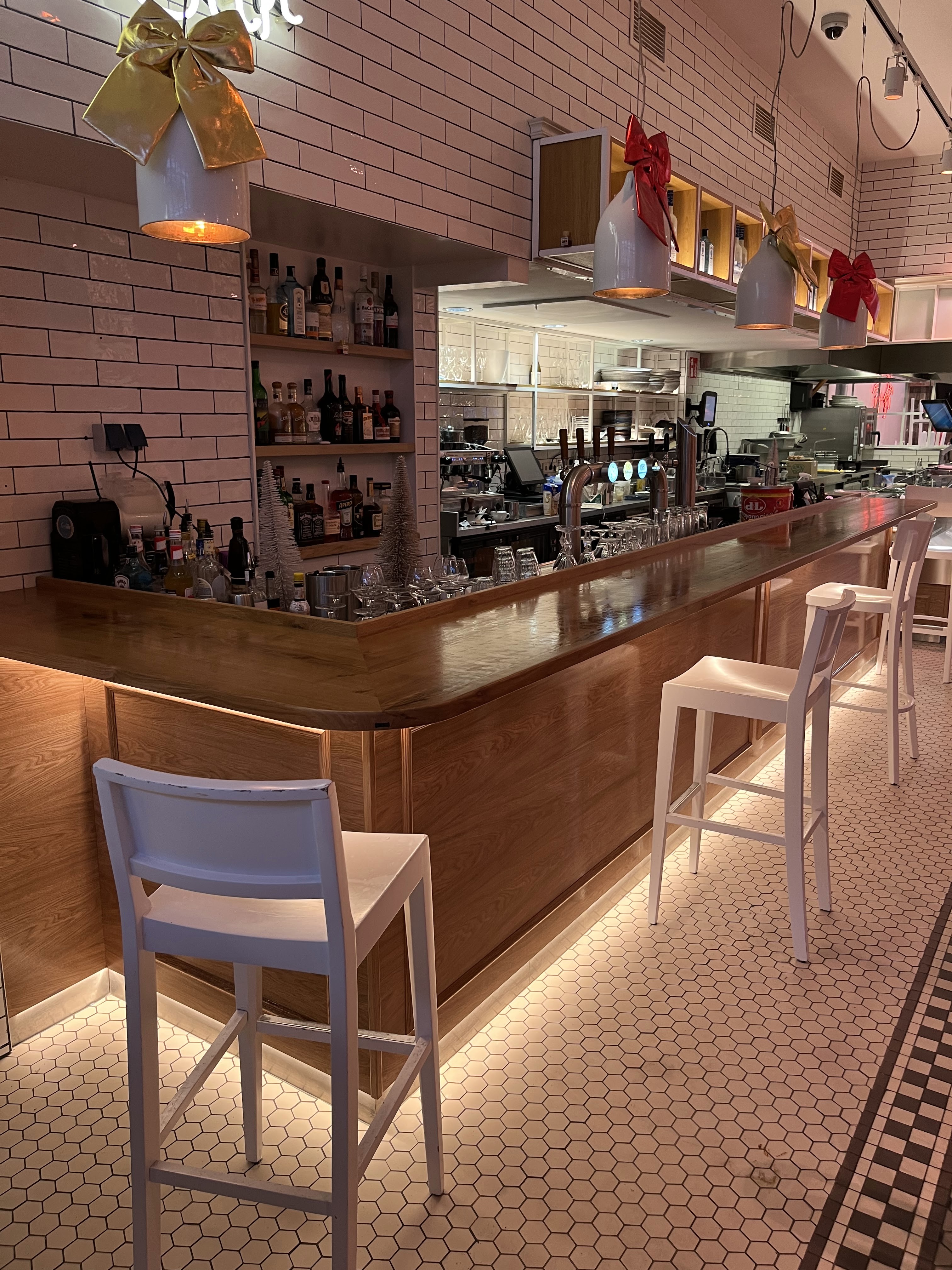 Verbouwd restaurant – Ferdinand Bolstraat, Amsterdam